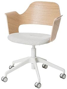 Офисное кресло IKEA Fjallberget с колесиками Дубовый шпон Беленый/Гуннаред Бежевый
