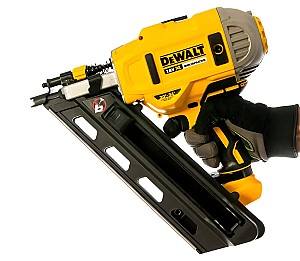 Pistol de batut cuie Dewalt DCN692N