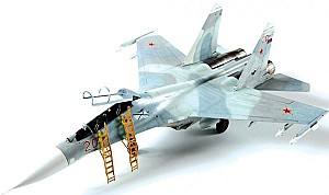 Avion jucarie Zvezda SU-27UB