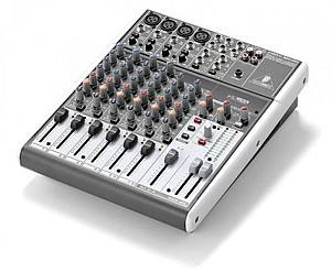 Активный микшер Behringer Xenyx 1204USB