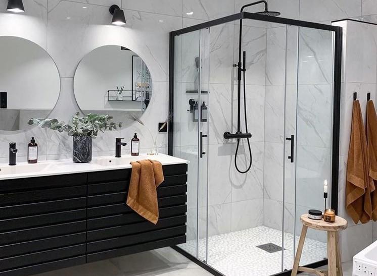 Как выбрать подходящую душевую кабину?