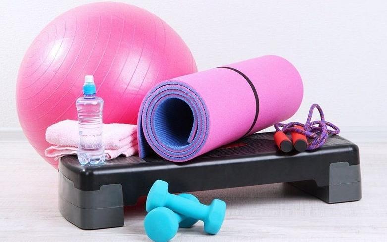 Cum să alegi corect echipamentul pentru fitness?