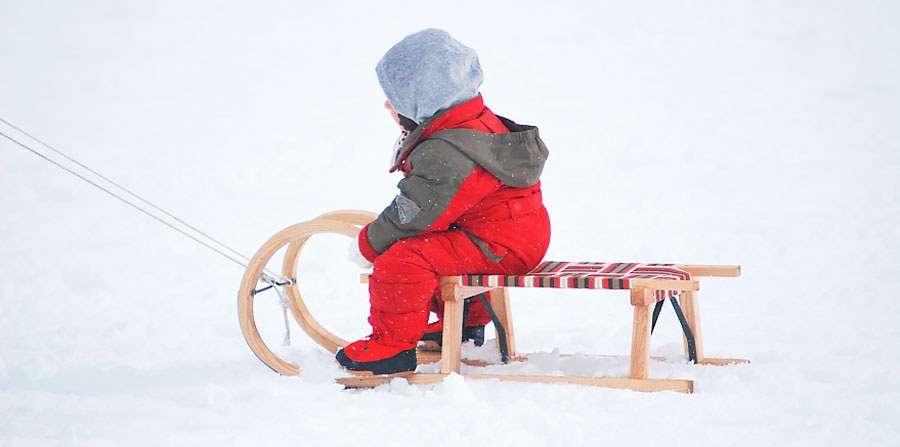 Откройте для себя красоту зимы на правильных санях: главное руководство для родителей
