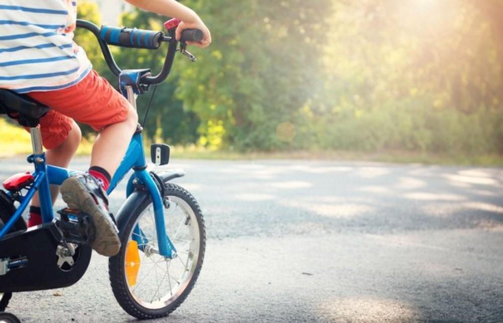 Cum să alegi bicicleta potrivită pentru copilul tău? Ghid pentru părinți