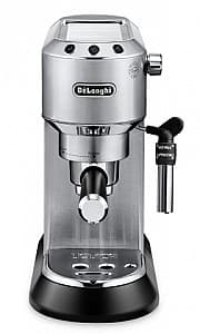 Aparat de cafea DeLonghi EC 685.M