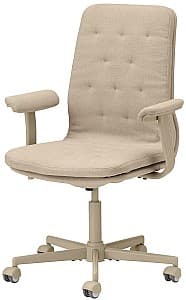 Офисное кресло IKEA Mullfjallet с колесами/подлокотники Нагген Бежевый