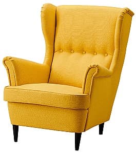 Кресло IKEA Strandmon с подлокотниками Шифтебу Желтый