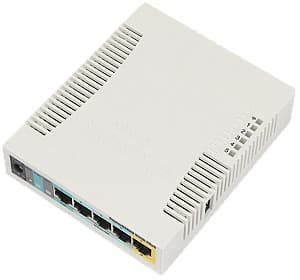 Echipament Wi-Fi MikroTik RB951Ui-2HnD