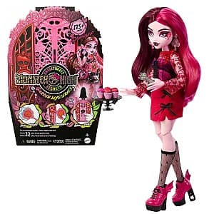 Papusa BARBIE Draculaura și misterele grădinii HYT72