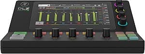 Цифровой микшер Mackie DLZ Creator XS