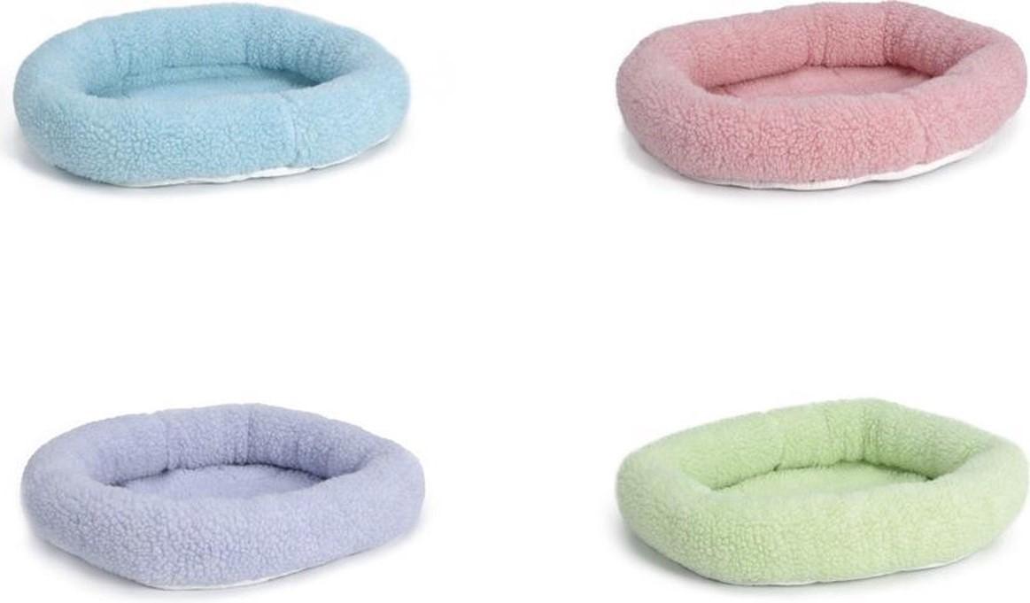 Pat pentru caine Beeztees Lambskin Assort (705235)