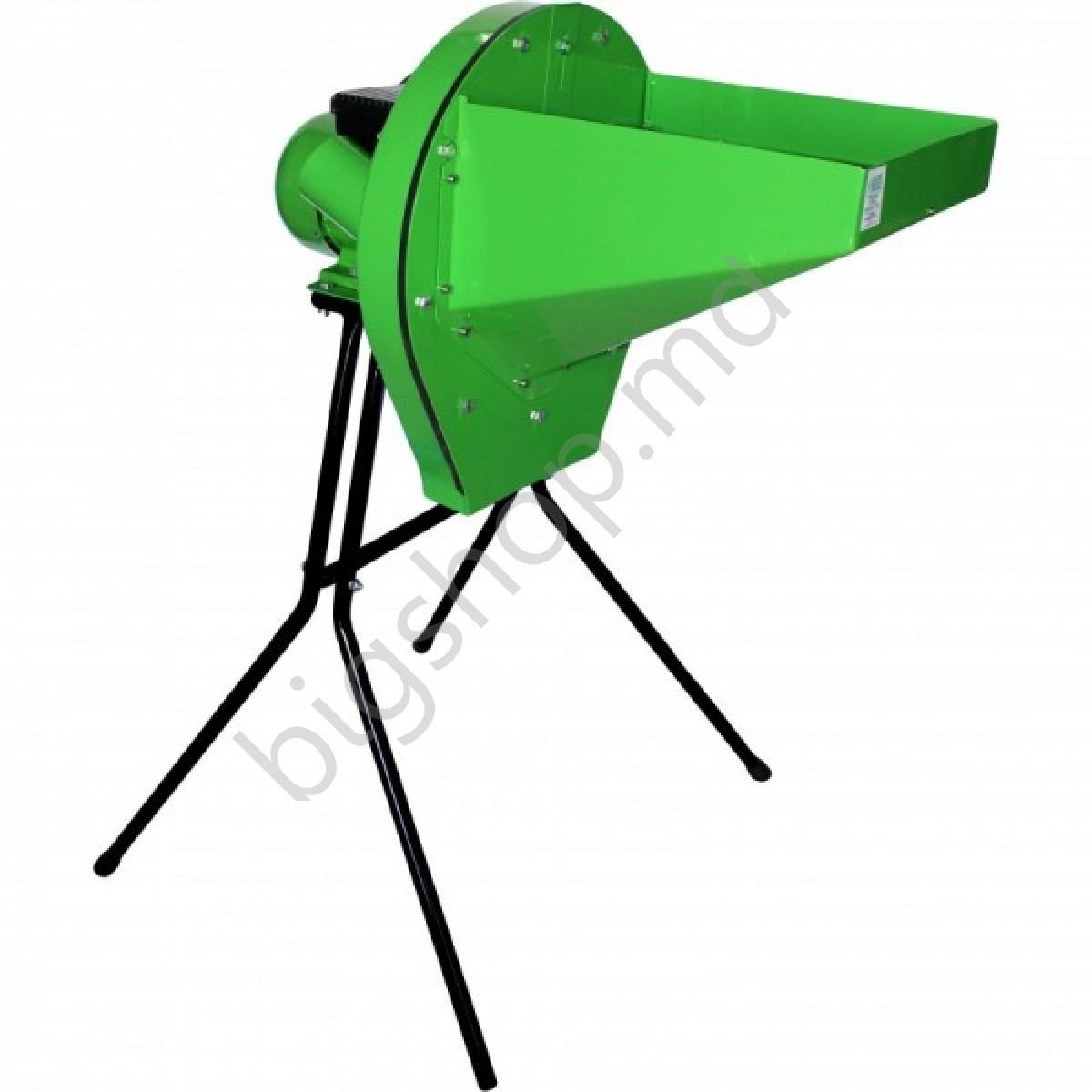 Tocator de furaje Master-Kraft IZKB-3500