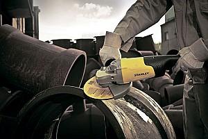 Polizor unghiular Stanley STGL2223