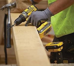 Masina de insurubat Stanley FMC600D2-QW