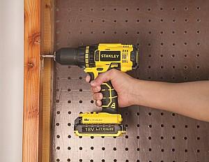 Masina de insurubat Stanley SCD20C2K