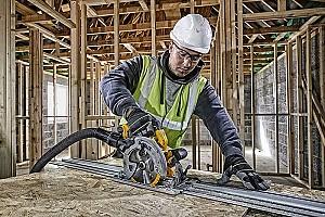 Fierastrau circular Dewalt DCS572NT-XJ