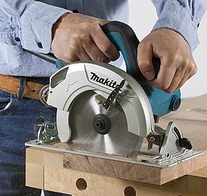 Fierastrau circular Makita HS6601