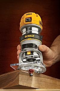 Masina de frezat Dewalt D26200