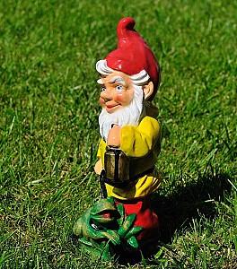 Decor pentru gradina Art Figure Pitic paznic (mic) (5.021)