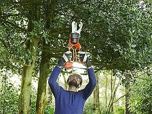 Fierastrau electric cu lant BLACK&DECKER GKC1000L