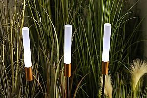 Iluminat fatada Jumi cu panou solar (80 cm)