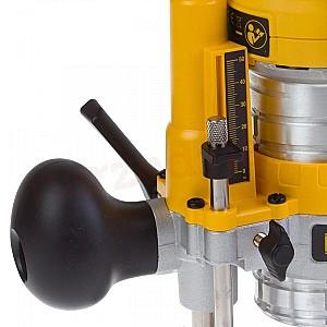 Masina de frezat Dewalt D26204K