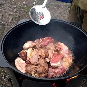 Ceaun SYTON uzbec din fonta 30L fund plat