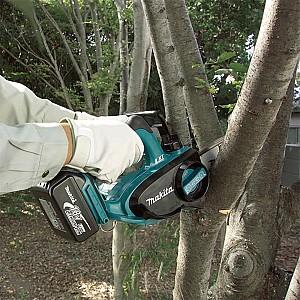 Fierastrau electric cu lant Makita DUC122Z