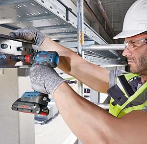 Masina de insurubat cu impact Bosch GDX 18V-200 fără acumulator