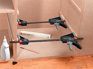 Menghina KWB K928945