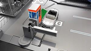  Hot Wheels Aventura în aeroport HCN34