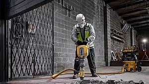 Ciocan demolator Dewalt D25911K
