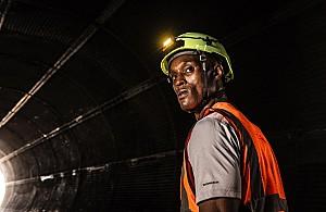 Lanterna Milwaukee L4 BOLTHL-301 (4933479902)