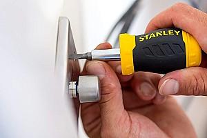 Set de surubelnite Stanley Stubby Multibit 0-66-357