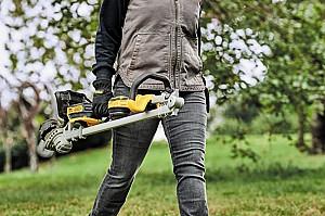 Motocoasa pe benzina Dewalt DCMST561P1