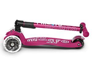 Trotineta Micro Maxi Deluxe Foldable LED Berry Red