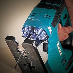 Fierastrau vertical Makita DJV182Z