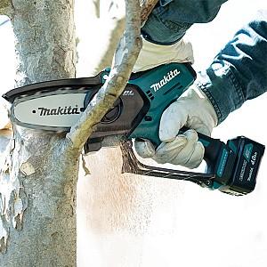 Fierastrau electric cu lant Makita UC100DWA