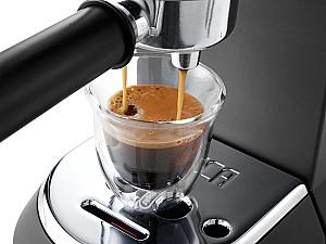 Espressor DeLonghi EC685BK