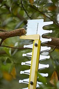 Masina de tuns gard viu Stanley SFMCHT855M1