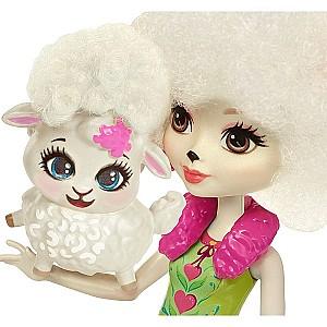 Papusa Mattel Lorna Lamb & Flag(FNH25)