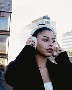 Casti Mondo By Defunc Headphone Over-ear Greige