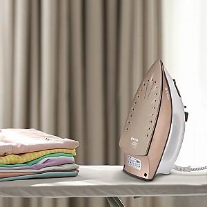 Fier de calcat Vitek VT-1209 BN