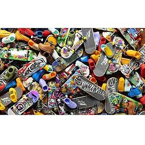 Set de jucarii Hot Wheels Fingerboard-uri Neon Skate Tony Hawk HPG21