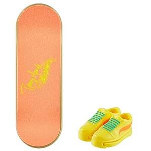 Set de jucarii Hot Wheels Fingerboard-uri Neon Skate Tony Hawk HPG21
