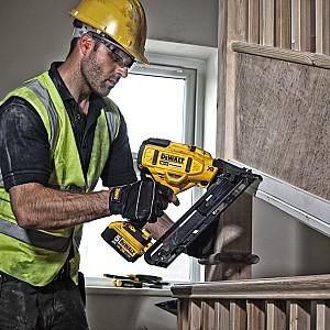 Capsator electric Dewalt DCN650N18V