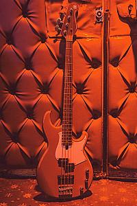 Chitara bass electrica YAMAHA BB234 Raspberry Red