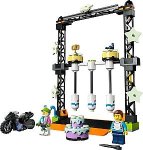 Constructor LEGO City 60341 The Knockdown Stunt Challenge