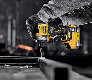 Masina de insurubat cu impact Dewalt DCF860NT-XJ