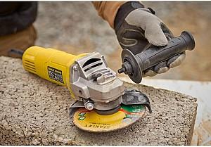 Polizor unghiular Stanley FMEG615-QS